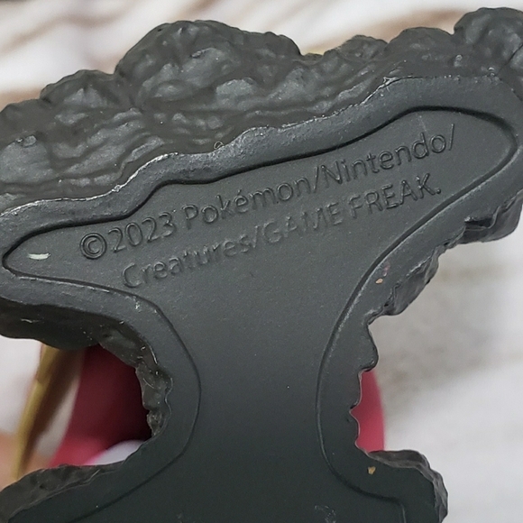 Pokemon Mini Figures Yveltal Spring Deerling Zamazenta Set Of 3 Vinyl - Picture 9 of 11